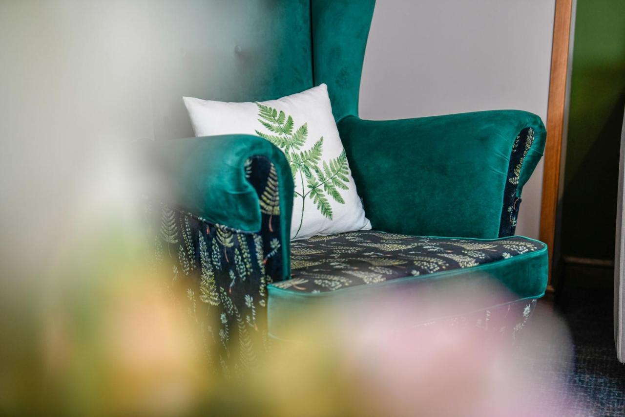 Folwark Lekuk Hotel Lekuk Maly Ngoại thất bức ảnh
