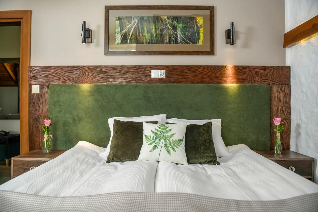 Folwark Lekuk Hotel Lekuk Maly Ngoại thất bức ảnh