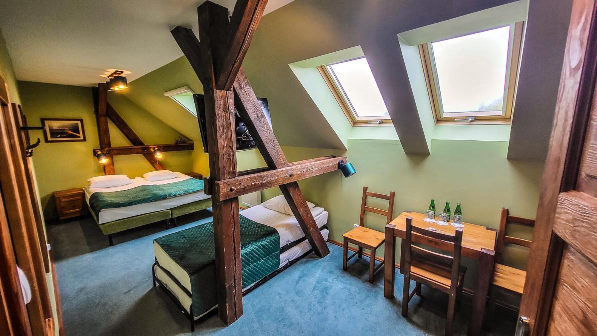 Folwark Lekuk Hotel Lekuk Maly Ngoại thất bức ảnh