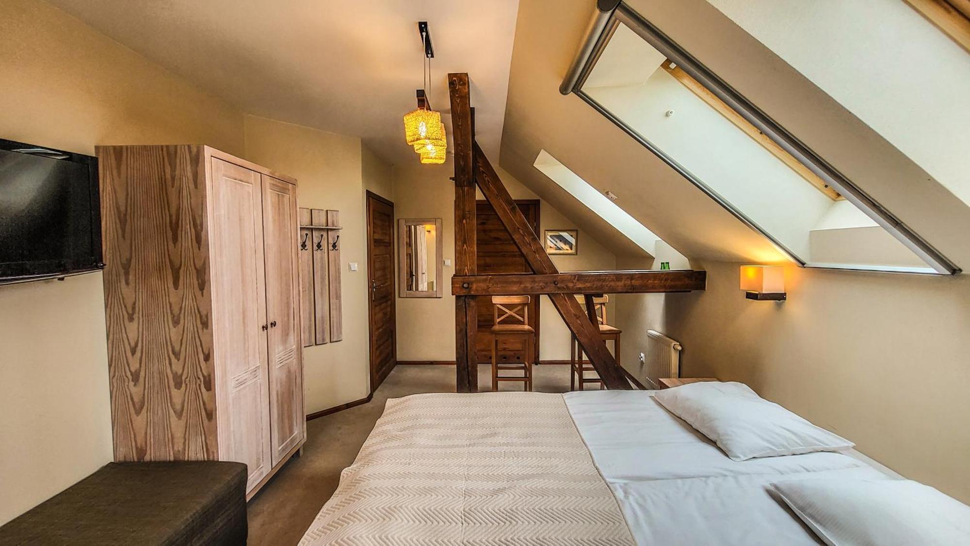 Folwark Lekuk Hotel Lekuk Maly Ngoại thất bức ảnh