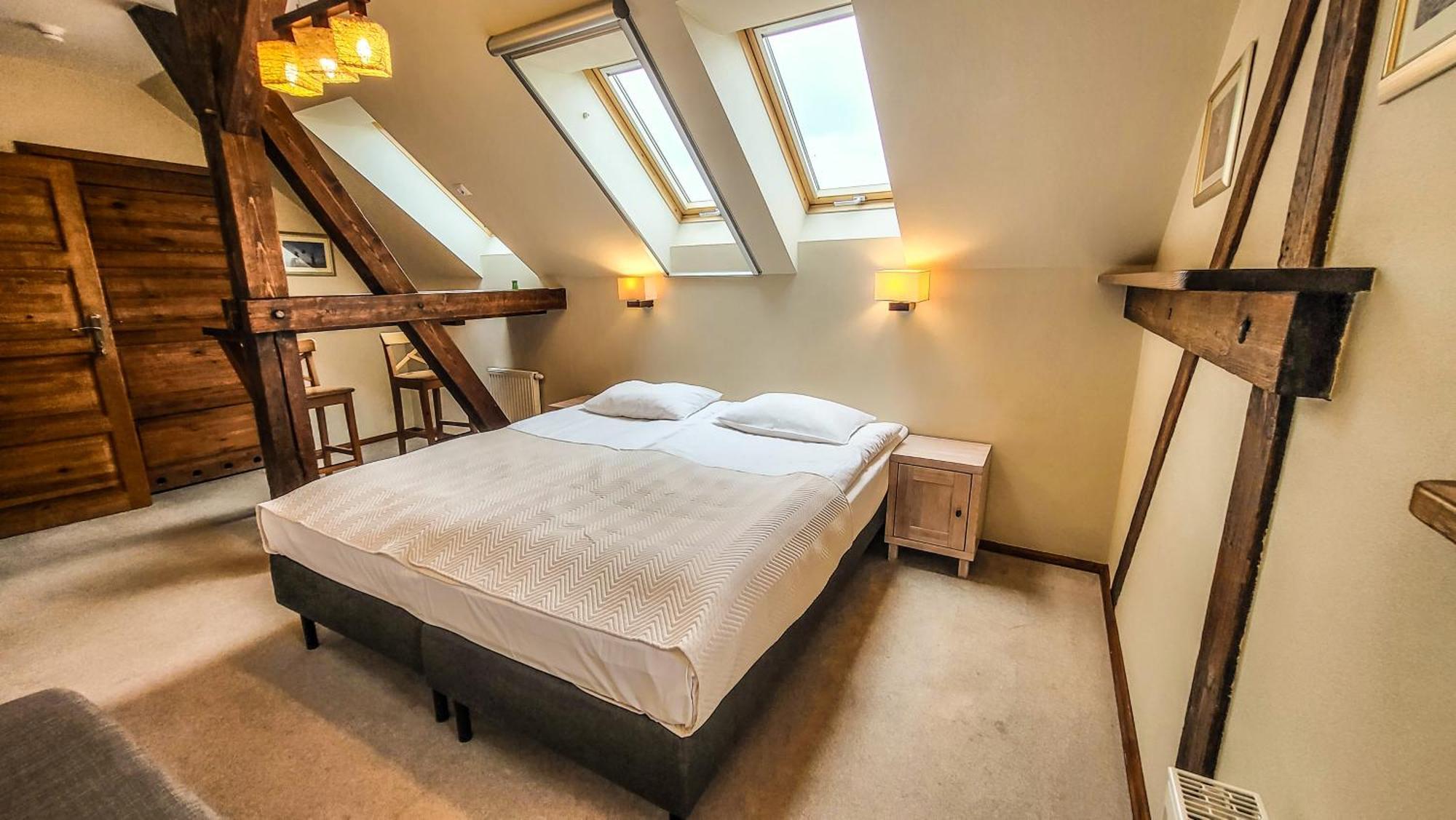 Folwark Lekuk Hotel Lekuk Maly Ngoại thất bức ảnh